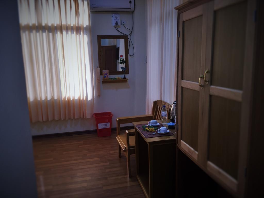 Inle Star Hotel Nyaung Shwe Exterior photo